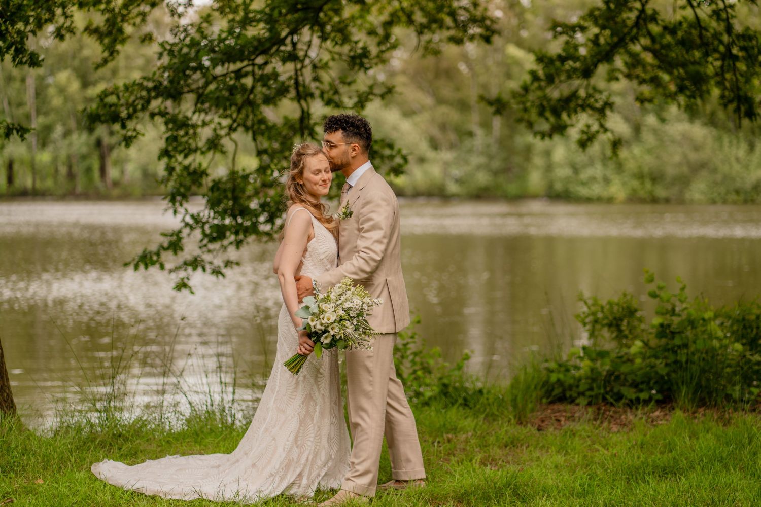 Sprookjesachtige fotoreportage door de huwelijksfotograaf