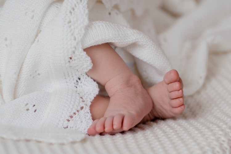 Magische sprookjesachtige Newbornfoto's door de Newbornfotograaf te Antwerpen