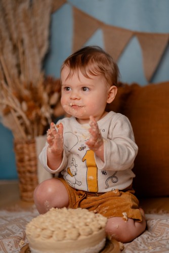 Cake Smash door de fotograaf te Ravels Cake Smash door de fotograaf te Ravels